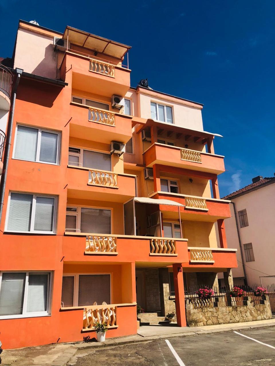 Guest House Rai Китен Екстер'єр фото